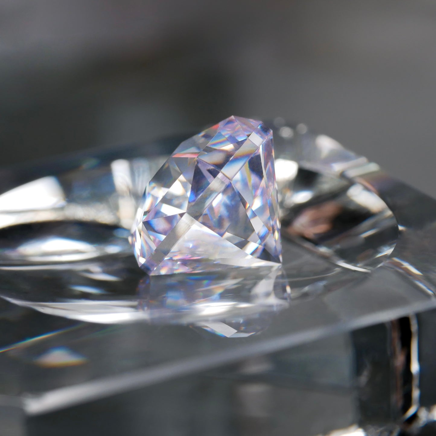 CZ(lavender)faceted cut ルース(Re004)