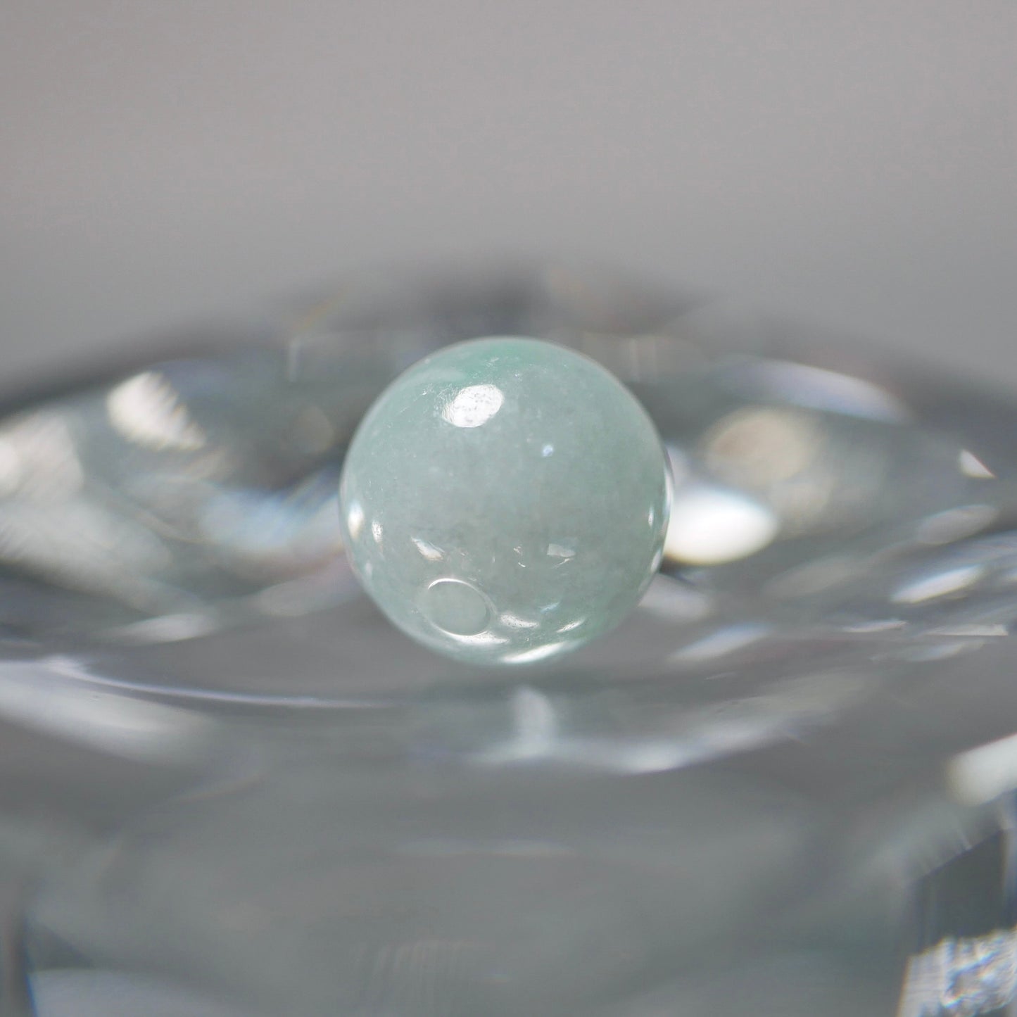 糸魚川産 グリーン翡翠 8mm丸玉(Ki118)