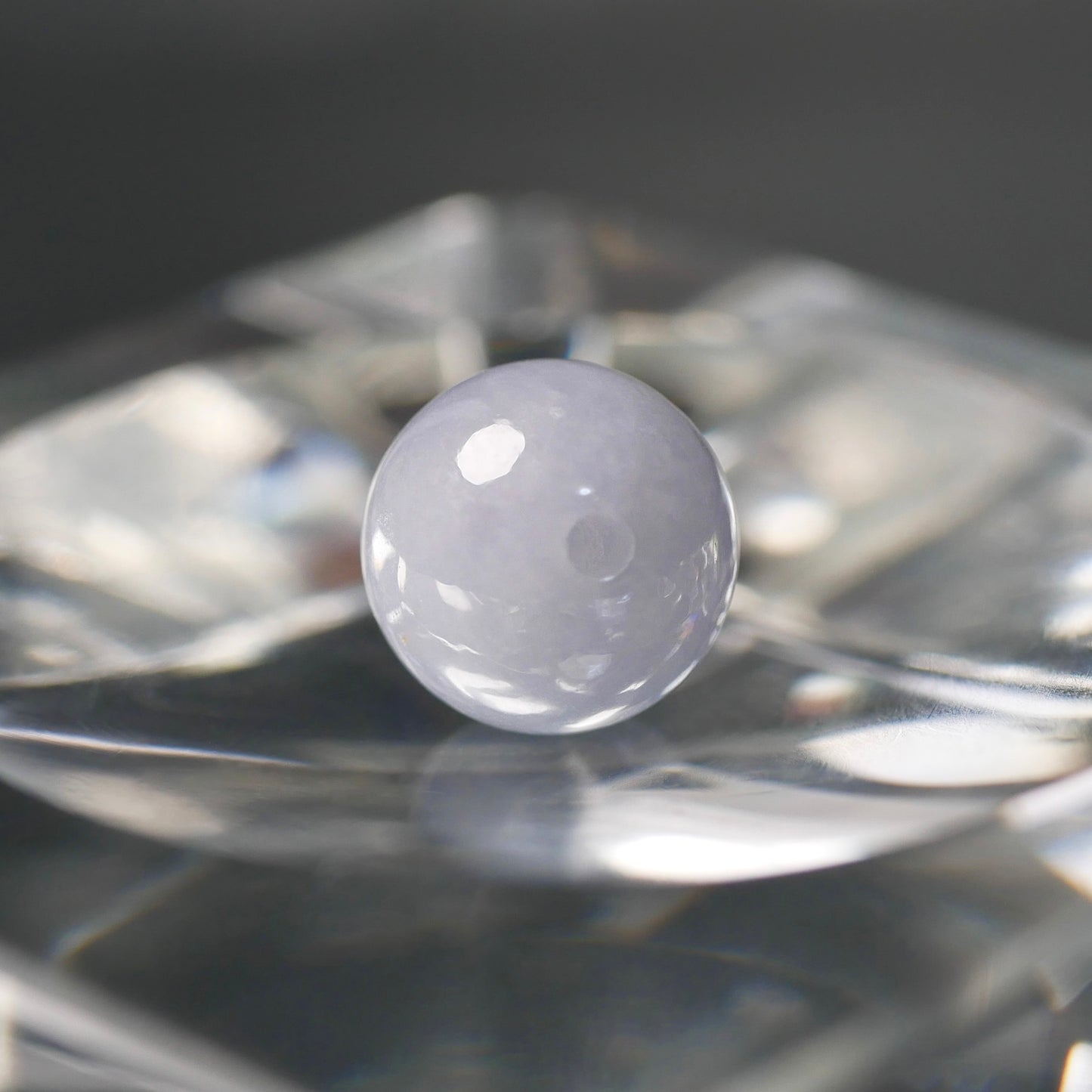 糸魚川産 ラベンダー翡翠 8mm丸玉(Ki123)