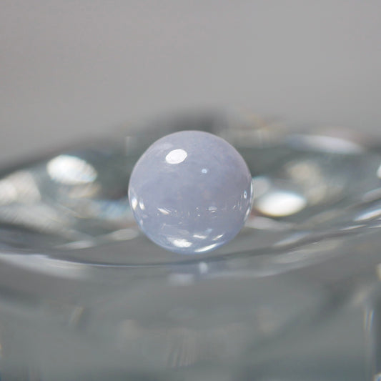 糸魚川産 ラベンダー翡翠 8mm丸玉(Ki111)