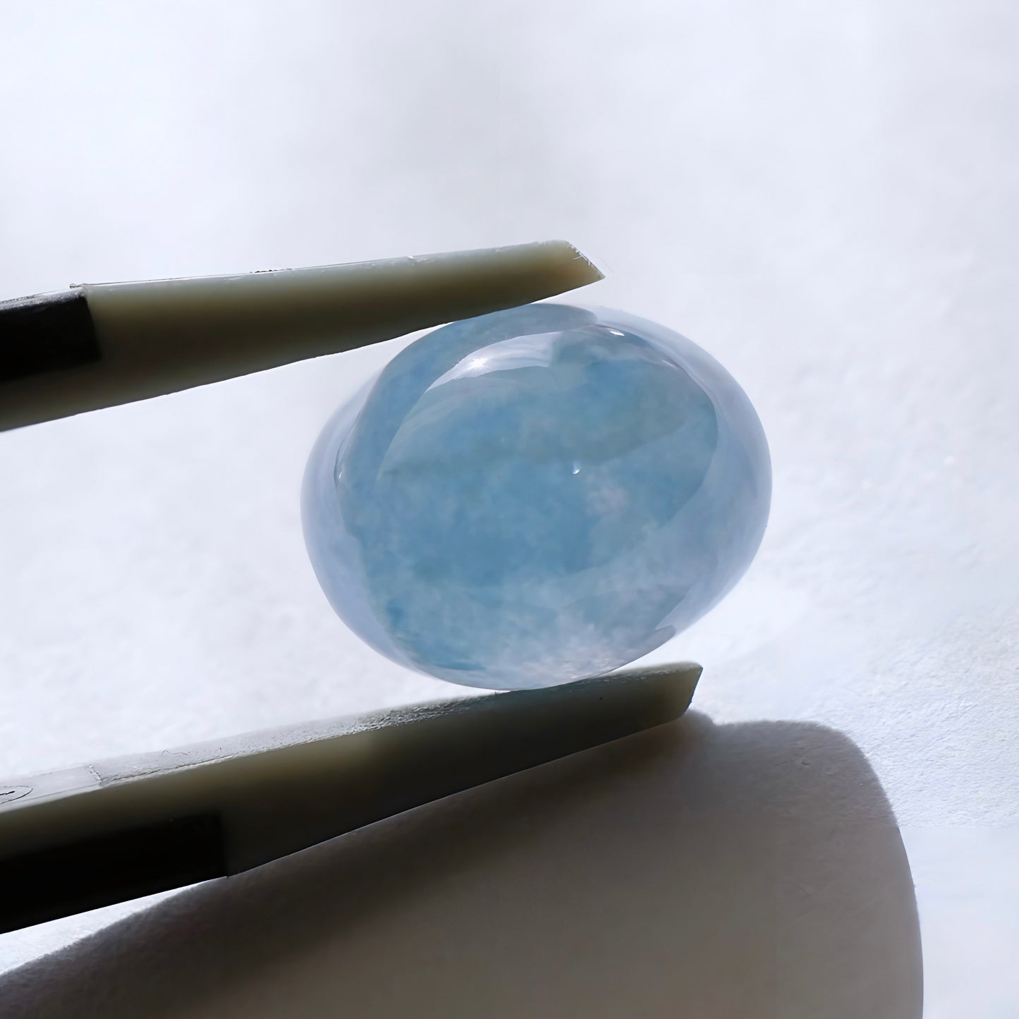 入りコン沢産 青翡翠 ハイカボションルース（Ki100）