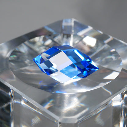 SBQ  faceted cut ルース（Re002）