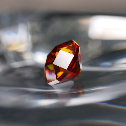チタニア  faceted cut ルース（Re228)