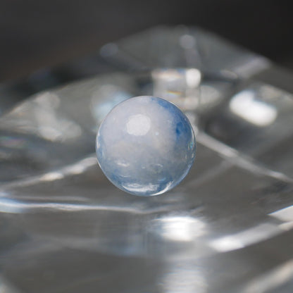 入りコン沢産 青翡翠 8mm丸玉（Ki256）