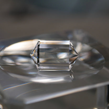 山梨県産 乙女水晶 クリアポイント（Re053）