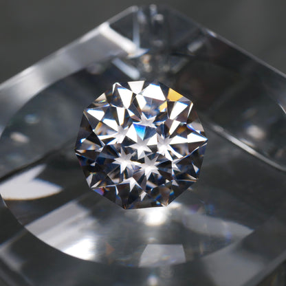 CZ（White clear）faceted cut ルース（Re005）