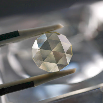 リビアングラス faceted cut ルース（Re034）