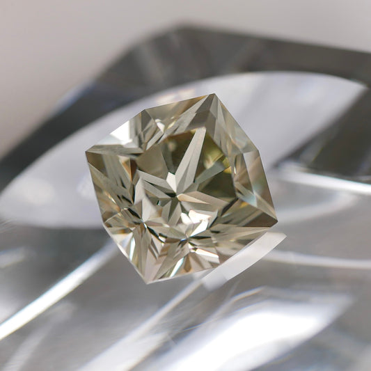 スモーキーシトリン faceted cut ルース（Re441）