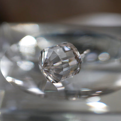 山梨県産 乙女水晶 クリアポイントPT（Re028）