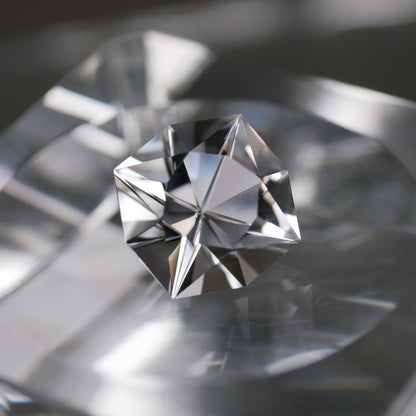 長野県産 川上村水晶 faceted cut ルース（Re270）