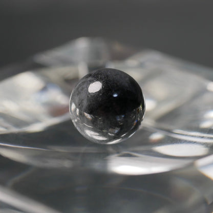 糸魚川産 黒翡翠 8mm丸玉（Ki127）