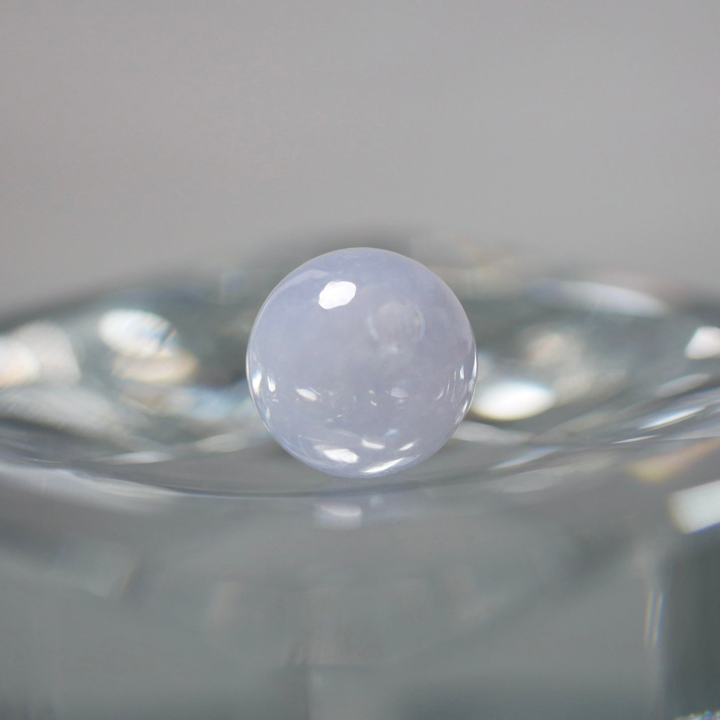 糸魚川産 ラベンダー翡翠 8mm丸玉（Ki114）