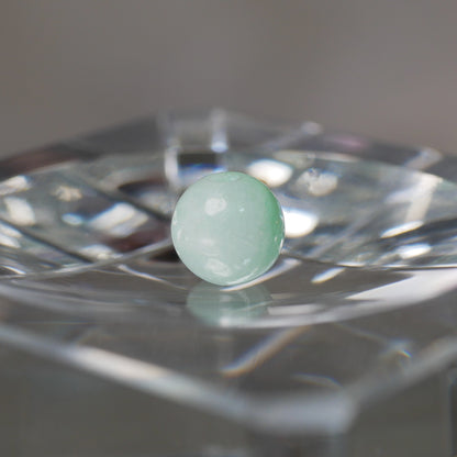糸魚川産 グリーン翡翠 6mm丸玉（Ki160）