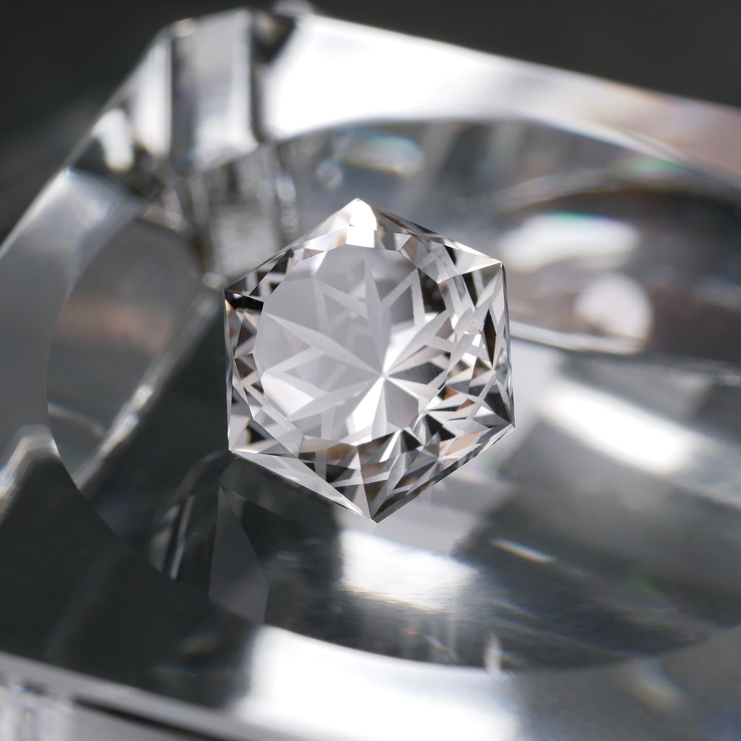 長野県 川上村産水晶 faceted cut ルース（Re010）