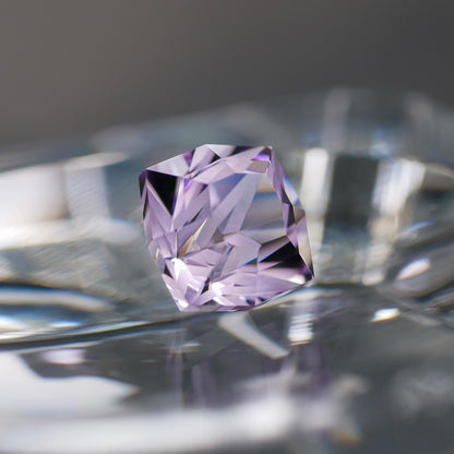 ベラクルスアメシスト faceted cut ルース（Re409）