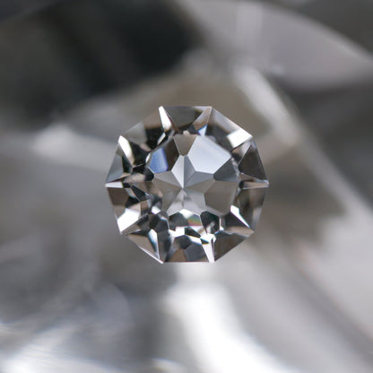 宮崎県産 高千穂水晶 faceted cut ルース（Re162)