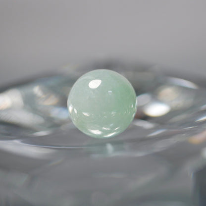 糸魚川産 グリーン翡翠 8mm丸玉（Ki115）