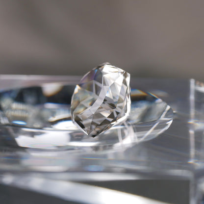長野県 川上村産水晶 faceted cut ルース（Re010）