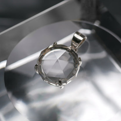 宮崎県産 高千穂水晶 faceted cut PT（Re157）