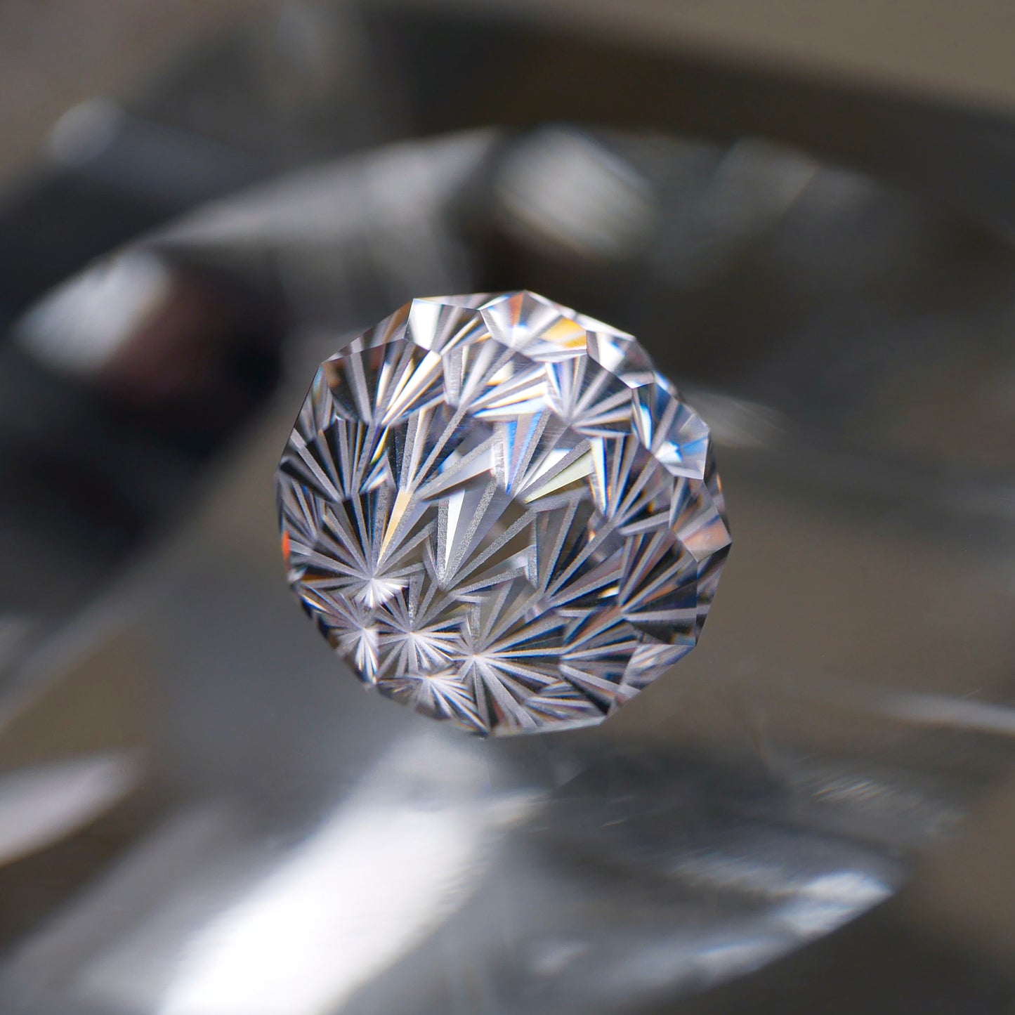 CZ（White clear）faceted cut ルース（Re051）