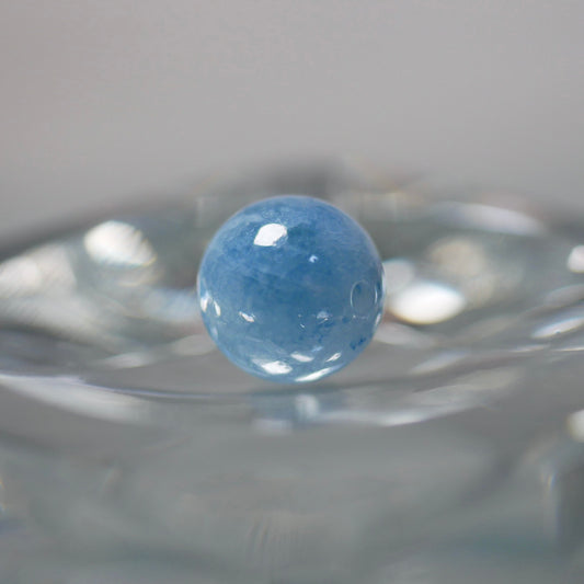 入りコン沢産 青翡翠 8mm丸玉（Ki108）