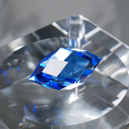 SBQ  faceted cut ルース（Re002）