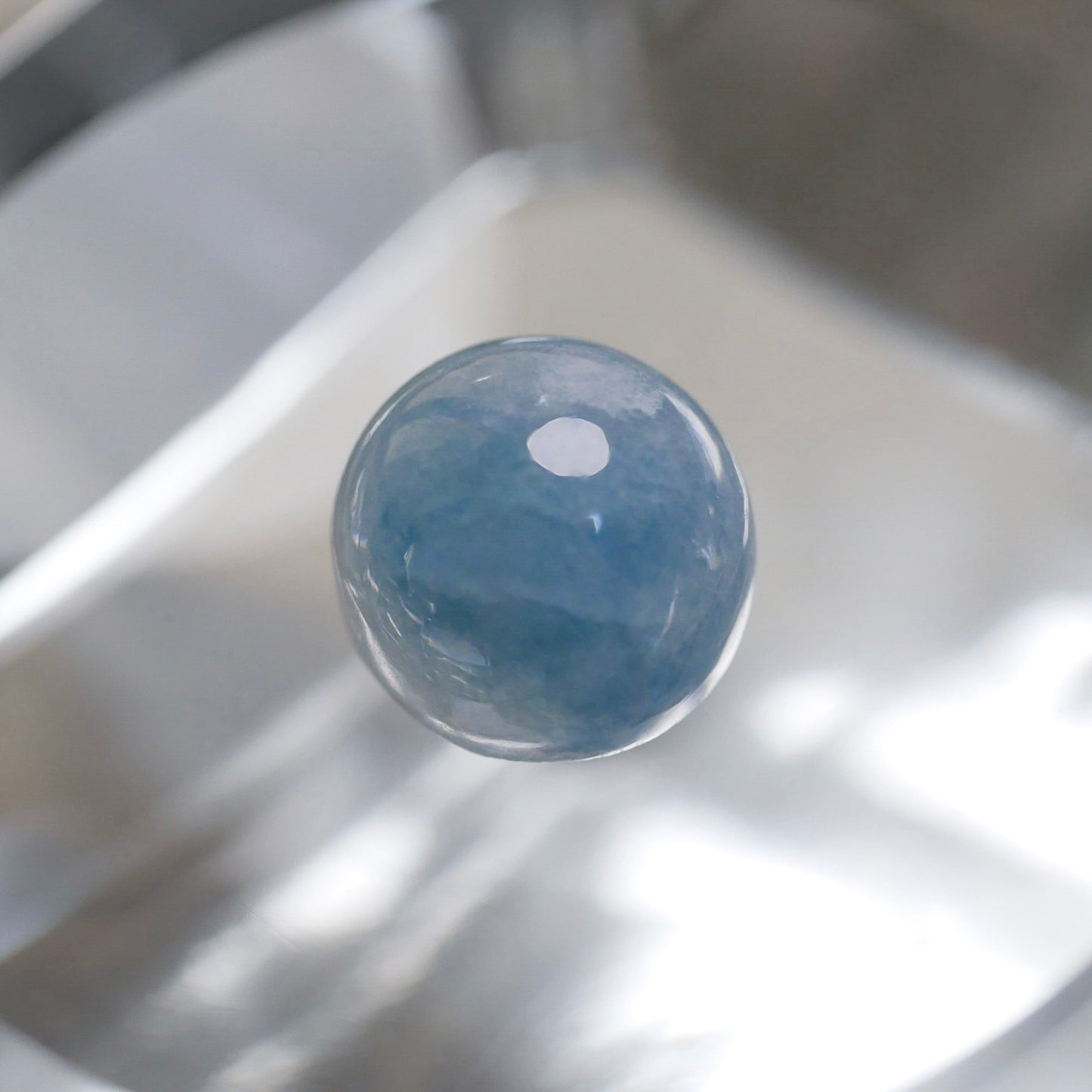 入りコン沢産 青翡翠 ハイカボションルース（Ki132）