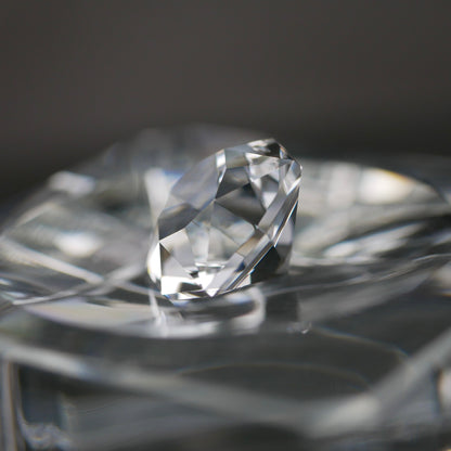 長野県産 川上村水晶 faceted cut ルース（Re270）