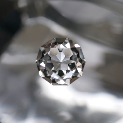 宮崎県産 高千穂水晶 faceted cut ルース（Re161)