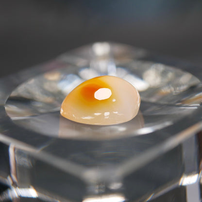 茨城県玉川産 カルセドニー ペアシェイプ ルース（Re055）