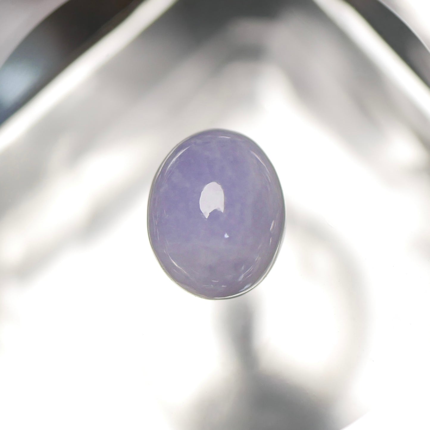 糸魚川産 ラベンダー翡翠 ハイカボションルース（Ki134）