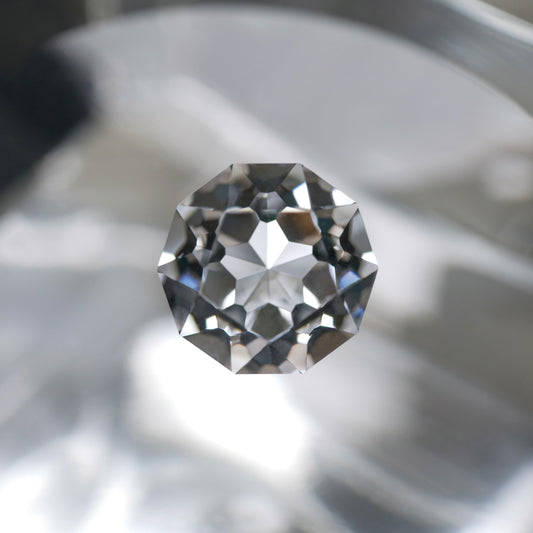 宮崎県産 高千穂水晶 faceted cut ルース（Re160)