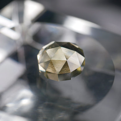 リビアングラス faceted cut ルース（Re034）