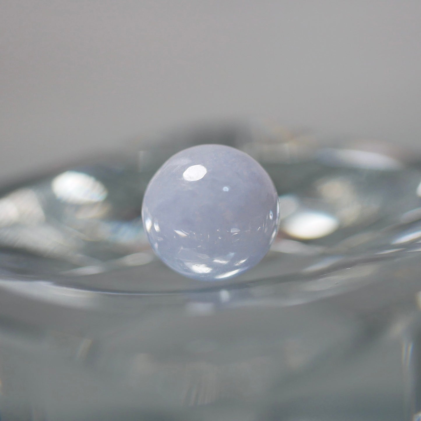 糸魚川産 ラベンダー翡翠 8mm丸玉（Ki111）