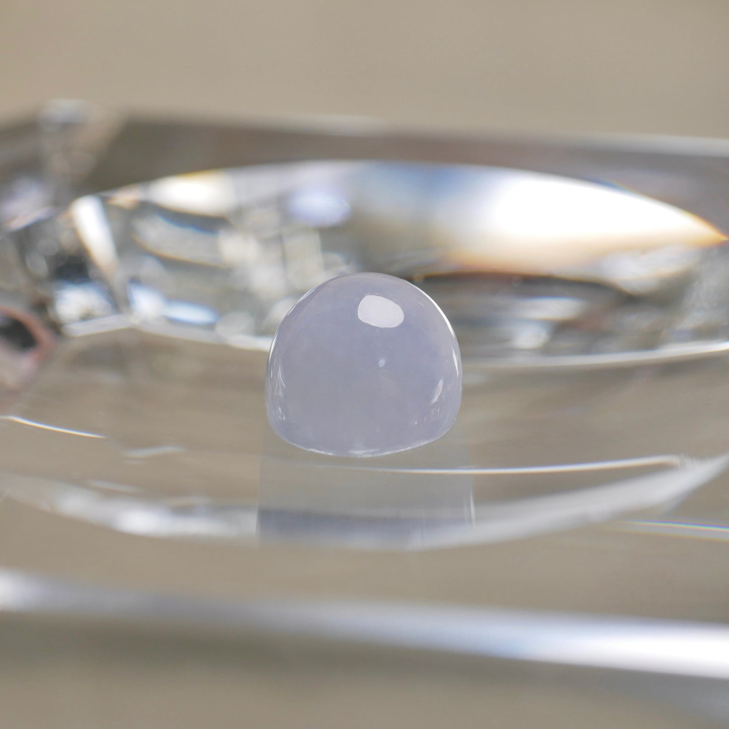 糸魚川産 ラベンダー翡翠 ペアシェイプカボションルース（Ki105）